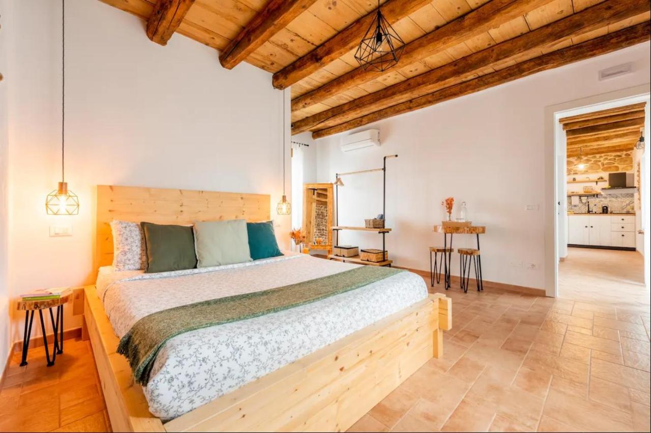 Casa Nostra - Garda Rooms Cavalcaselle Esterno foto